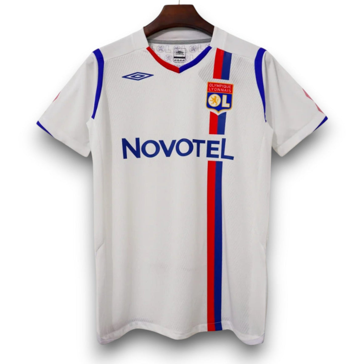 Lyon · 2008/09 · Home · Retro Jersey front view