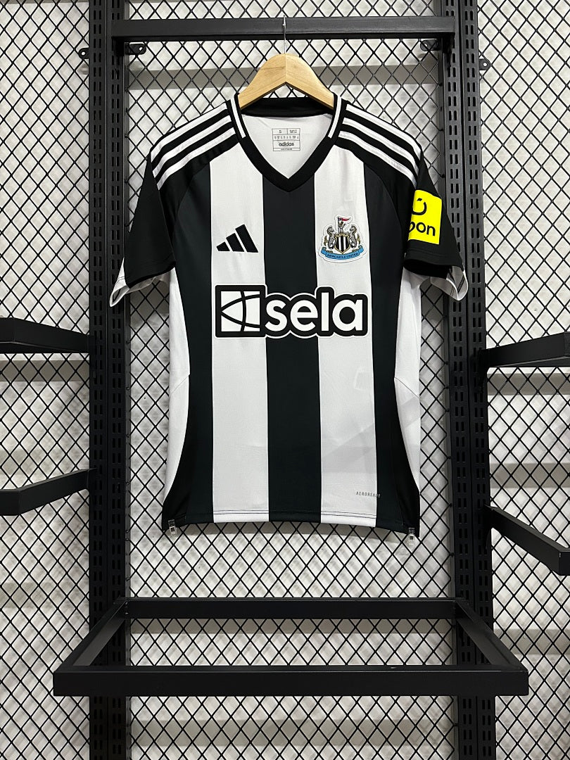 Newcastle United · 2024/25 · Home · Jersey