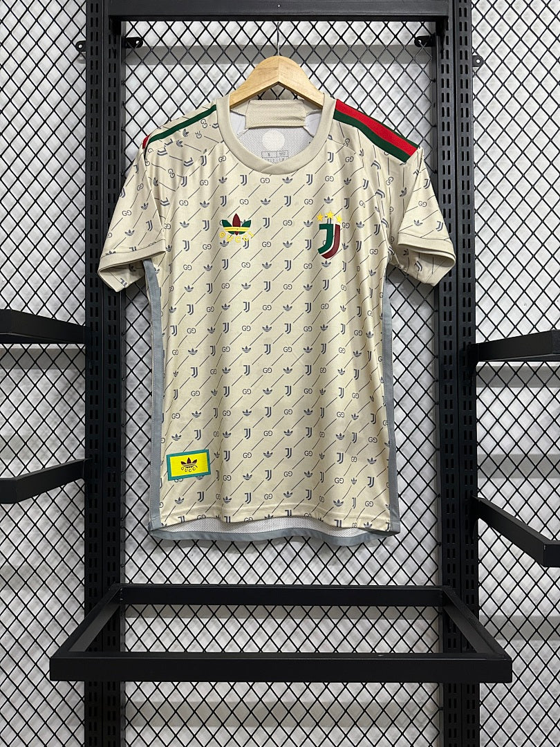Juventus · 2024/25 · Collaboration claim · Jersey