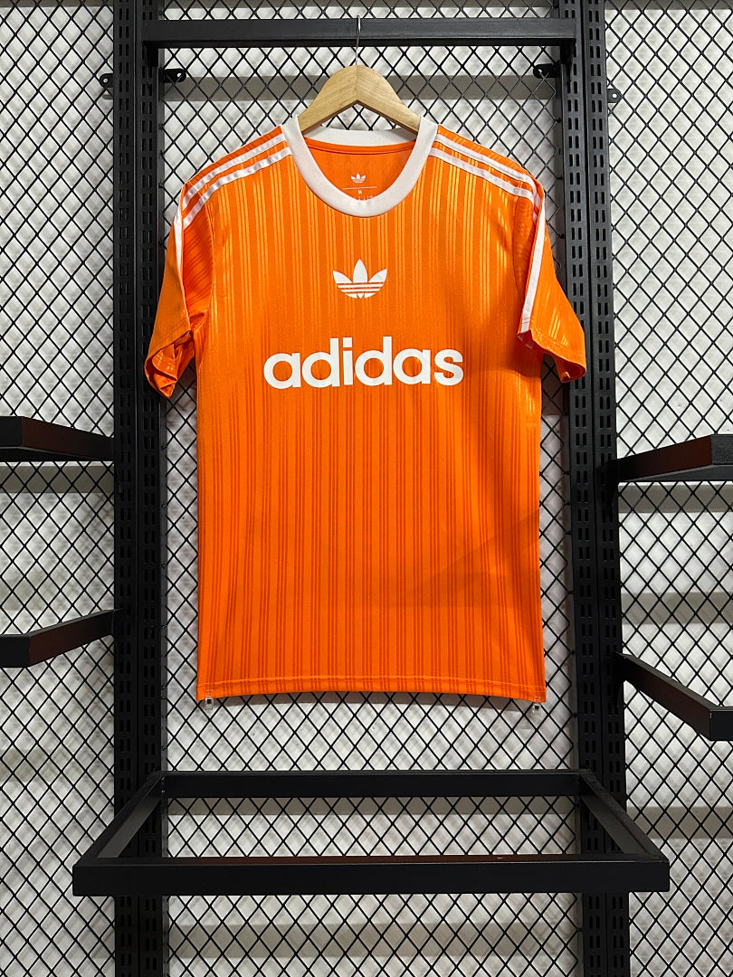 Trefoil design · 2025/26 · Orange · Jersey