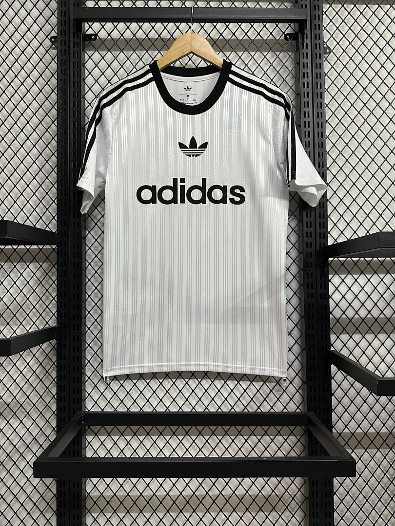 Trefoil design · 2025/26 · White · Jersey
