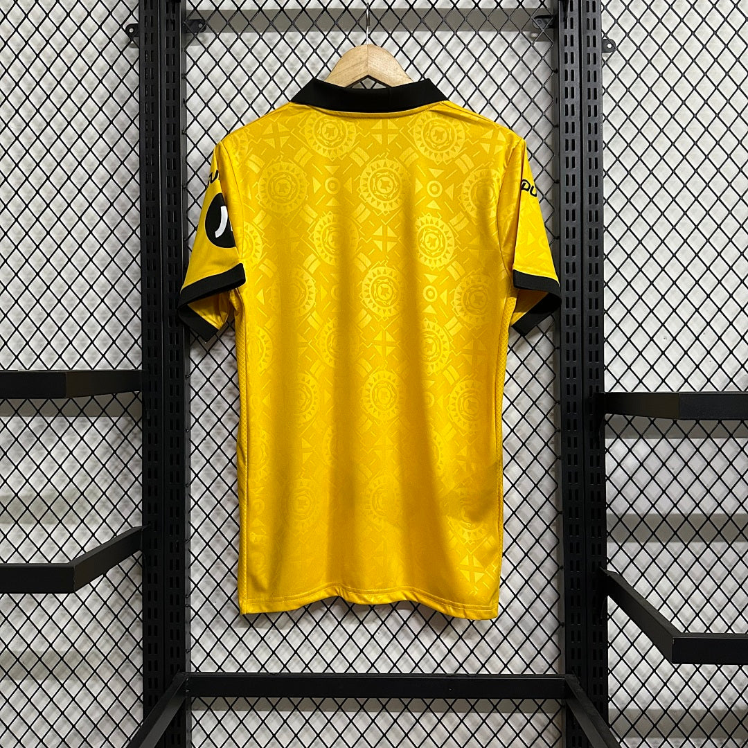 Wolverhampton Wanderers · 2025/26 · Home · Fan · Jersey