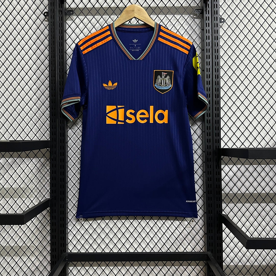 Newcastle United · 2025/26 · Third · Fan · Jersey