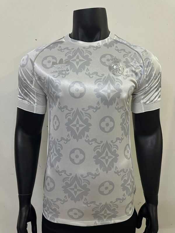 Real Madrid · 2025/26 · Collaboration claim; LV claim · Player · Jersey